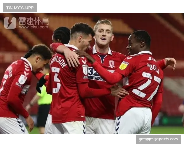 欧冠小组赛阶段红牌数量稳定，但直接红牌比例略有上升